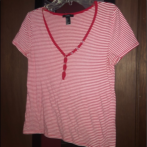 Forever 21 Tops - Forever 21 Short Sleeve T-Shirt